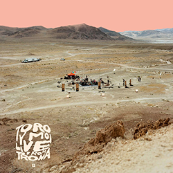 toro-y-moi-live-from-trona